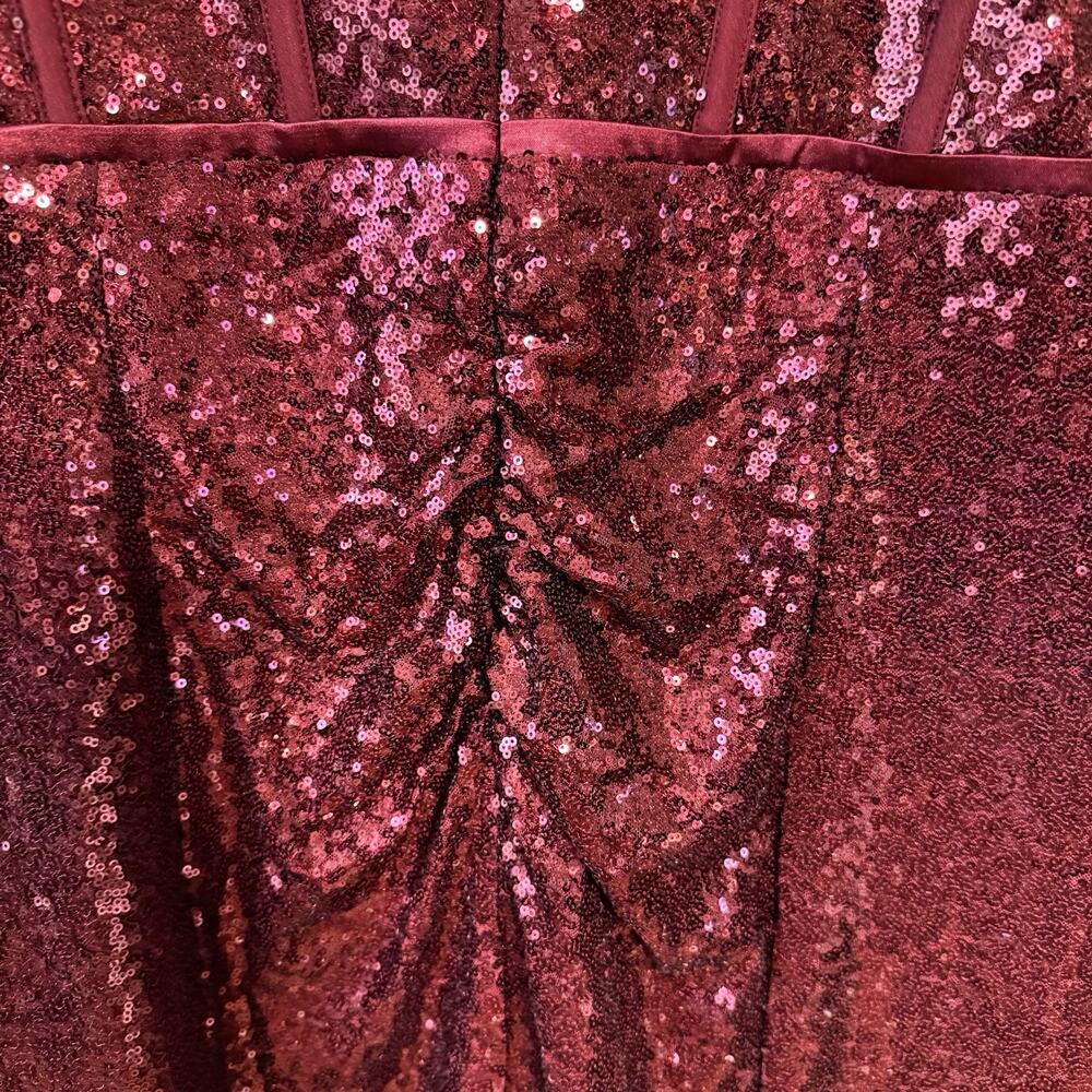City Chic Burgundy Sequin Mini Dress Size 22 Sleeveless Cocktail Party Glam - Picture 9 of 16
